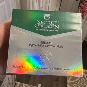 Secret Collagen Pigmentation Correction Mask
